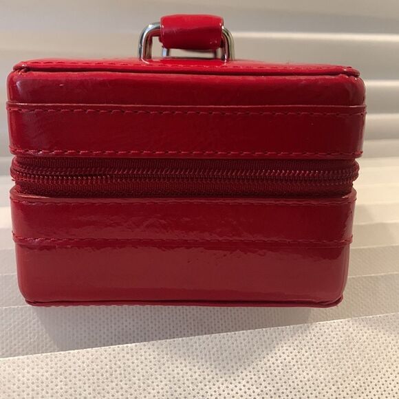 NORDSTROM jewelry box patent leather zip closure top handle divided compartment - Picture 3 of 15